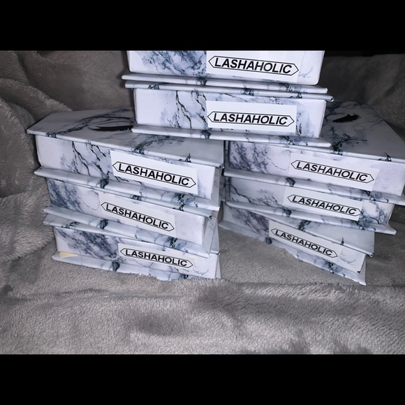 StylePlug Lashes - Picture 7 of 7